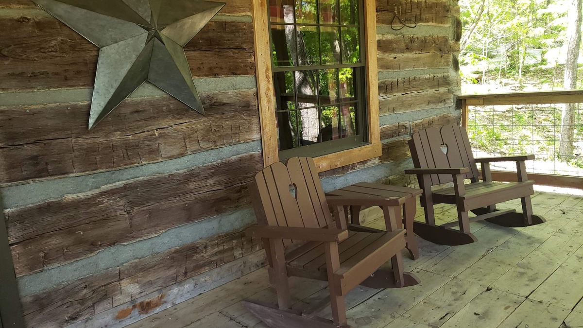 Derby Cabin | Utopia on Oil Creek (waterfront property)