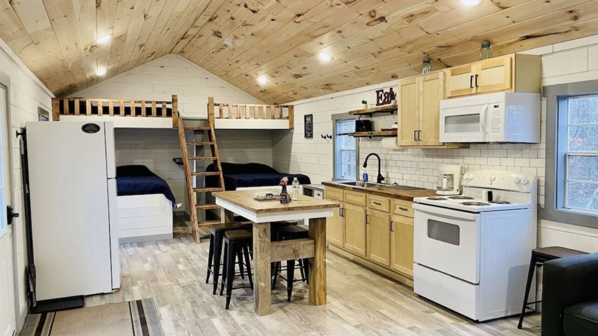 Winona Cabin | UTV/ATV PARADISE! A/C and heat