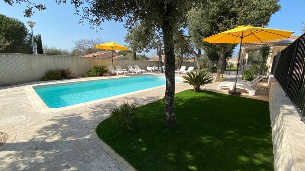 Saint-Siffret Villa | UZES, 4-person annex with secure swimming pool