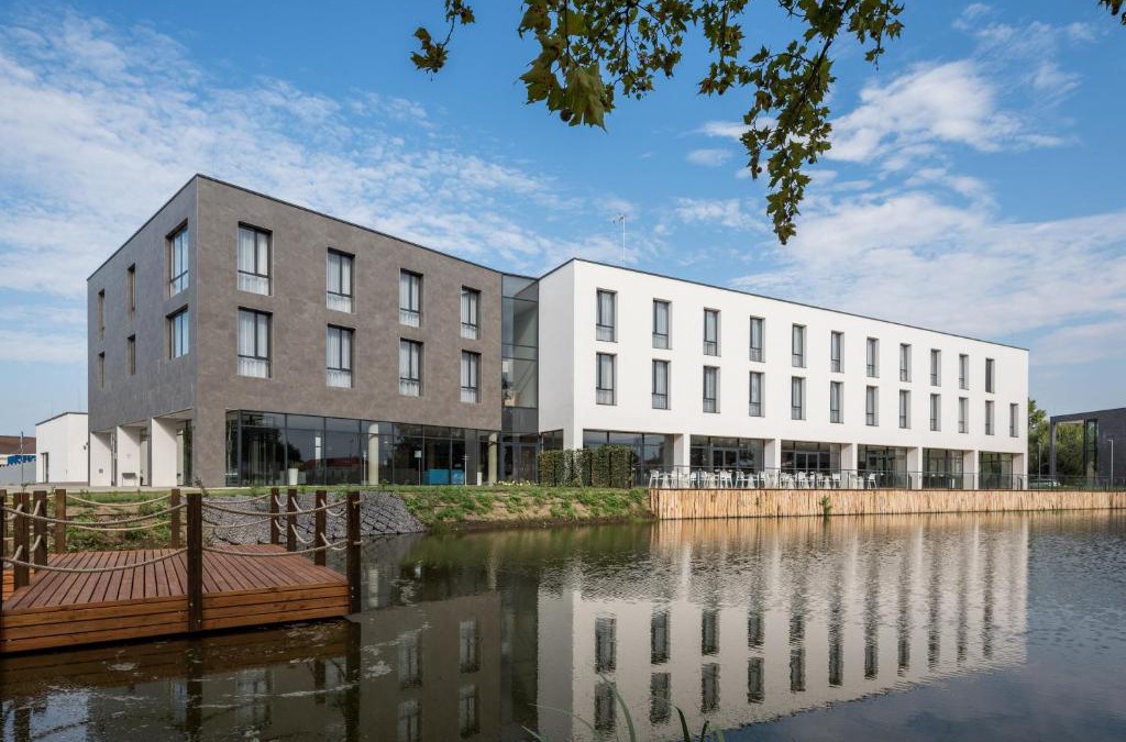 Kisvarda Hotel | Várda Sport Hotel