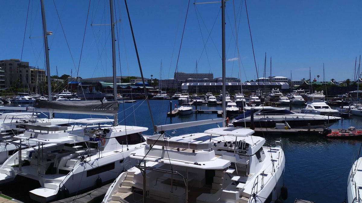 Victoria and Alfred Waterfront Apartment | V&a Waterfront Marina Yacht Basin - 3 Bedrooms
