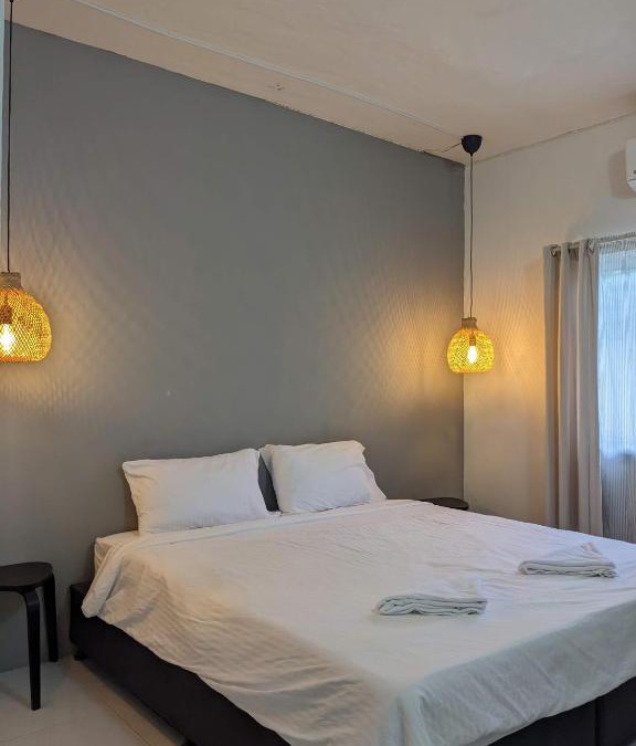 Phanat Nikhom Hotel | V at Panus