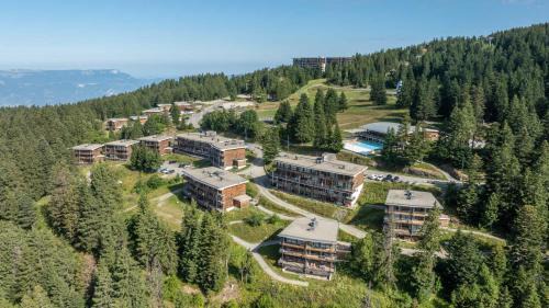 Chamrousse Apartment | V du Bachat Asters E11 - Appt 6 pers