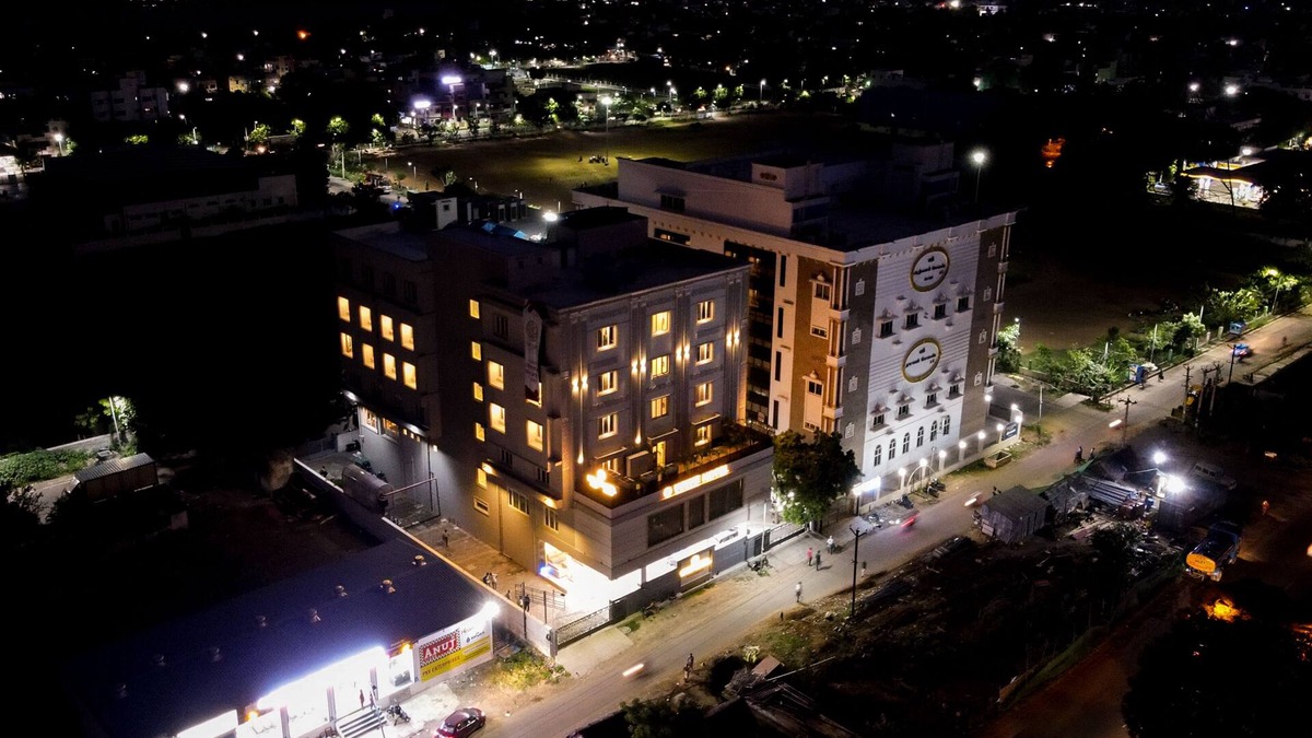 Kattankulathur Hotel | V FIVE HOTEL