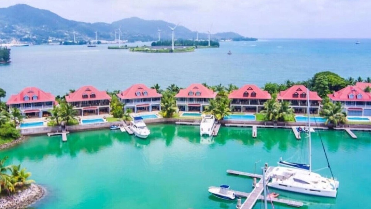 Mahe Island Villa | V3 - Luxury Eden island villa with private pool and ocean view