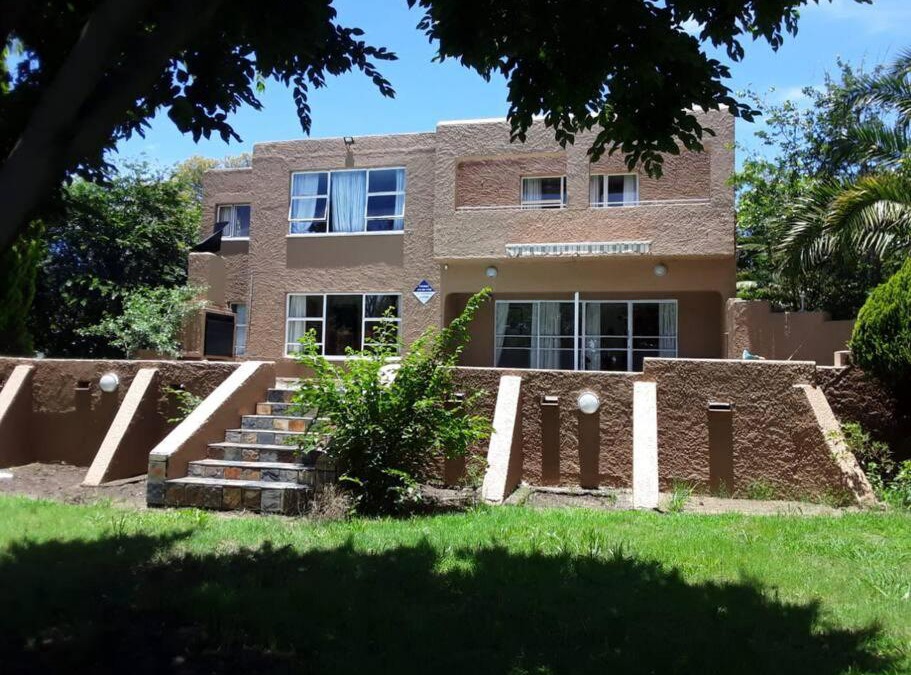 Oranjeville House | Vaalaton