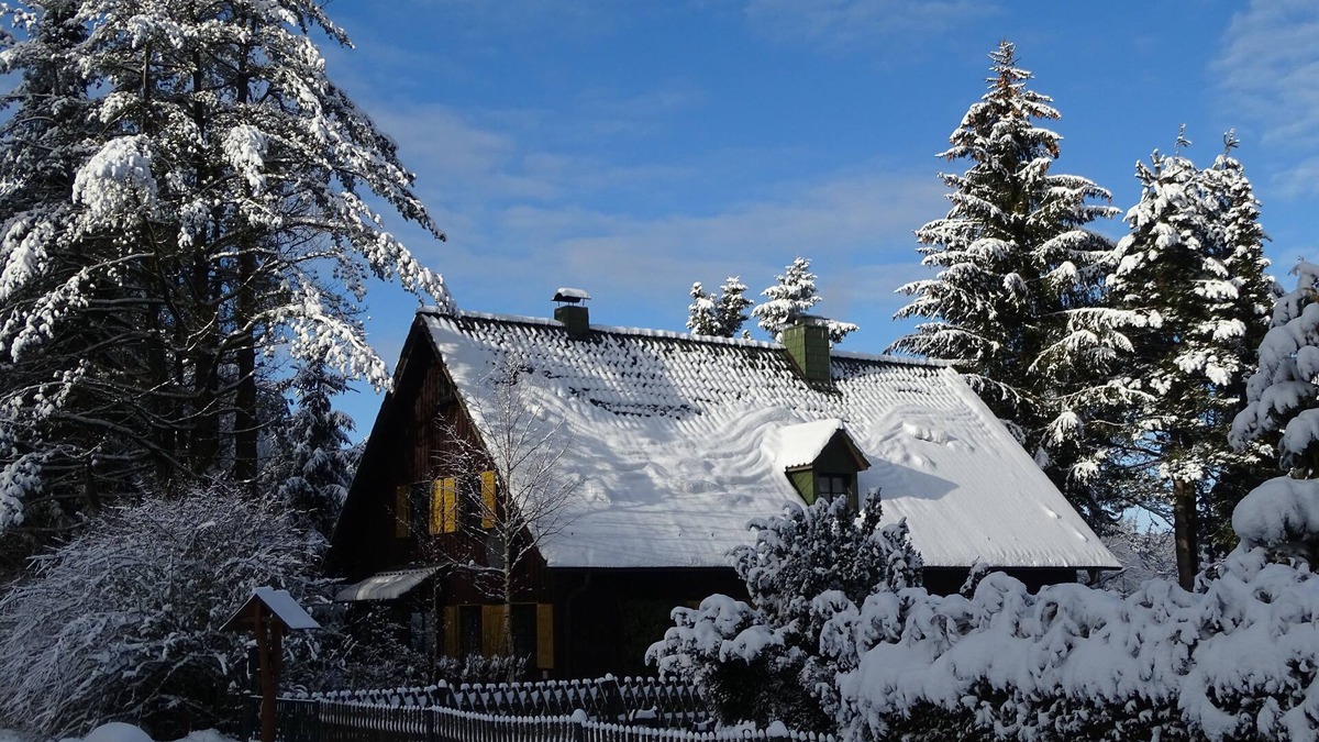 Georgenthal House | Vacation home in the forest near the Rennstein