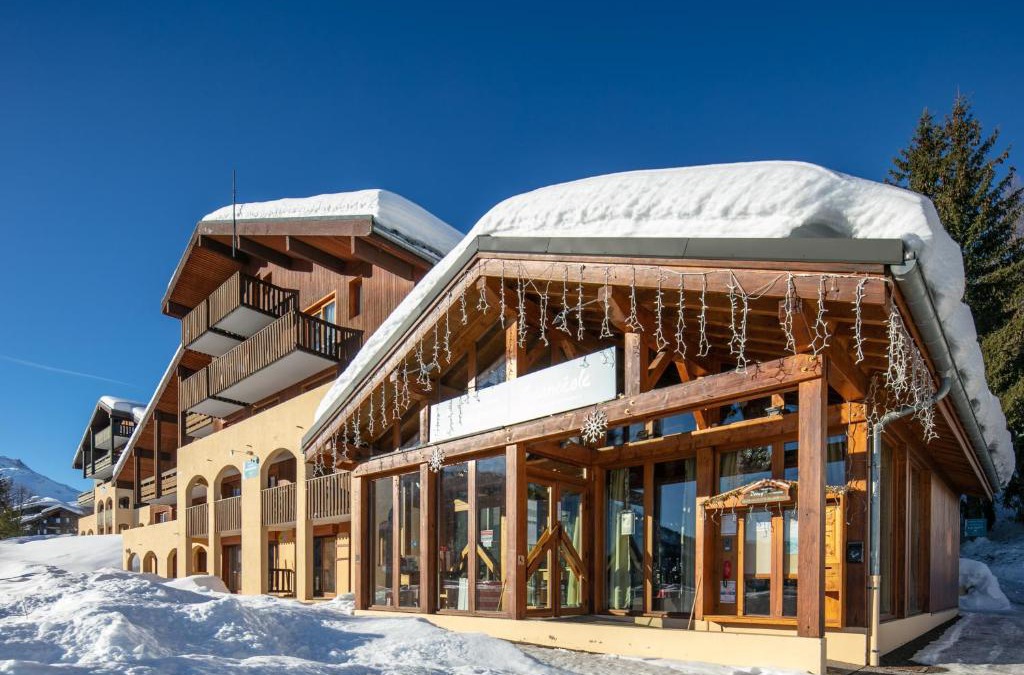 Doucy-Combelouviere Apartment | Vacancéole - Résidence Le Beauregard