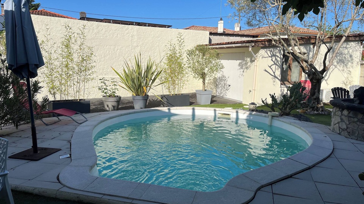 Eysines House | Vacances Bordelaise Proche de L'océan