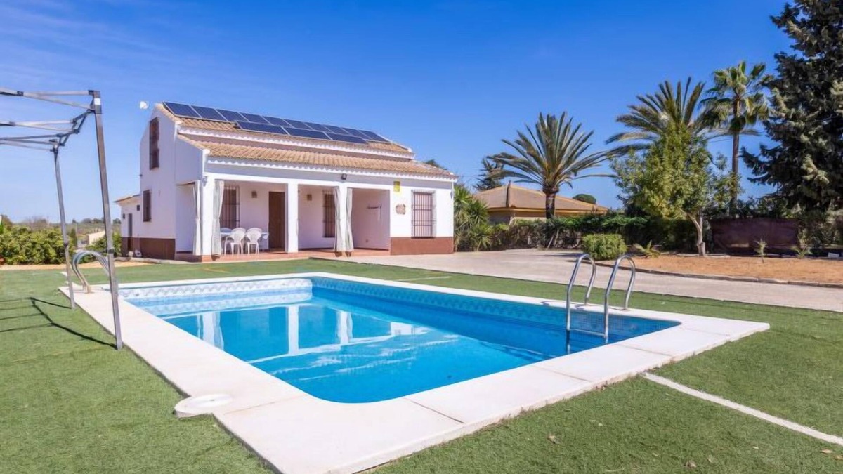 Sanlucar la Mayor House | Vacation home Rocio by Interhome