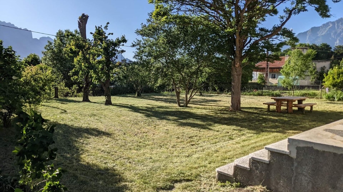 Saint-Bonnet-en-Champsaur House | Vacation home in the mountains, on the edge of the Parc des Ecrins
