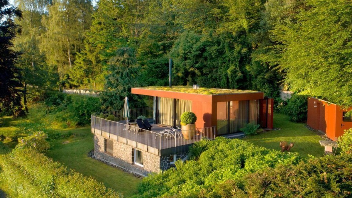 Poppenhausen House | Vacation home "Am Kühl" - Holiday home, shower and bath, WC, 2 bedrooms
