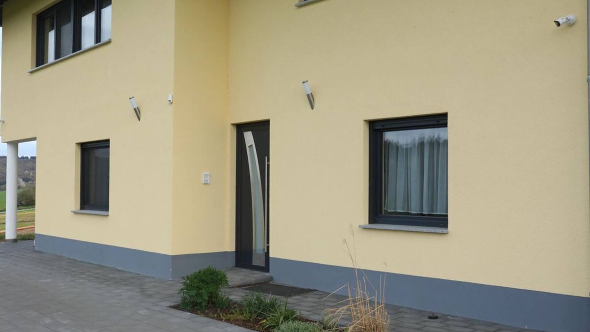 Burbach Other | Vacation apartment Dianaburgblick Holzhausen - 4-bed apartment