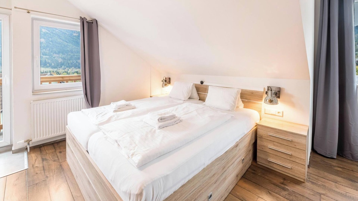 Sankt Martin Apartment | Vacation Apartment "Mentenwirt Suite" with Mountain View, Wi-Fi & Terrace