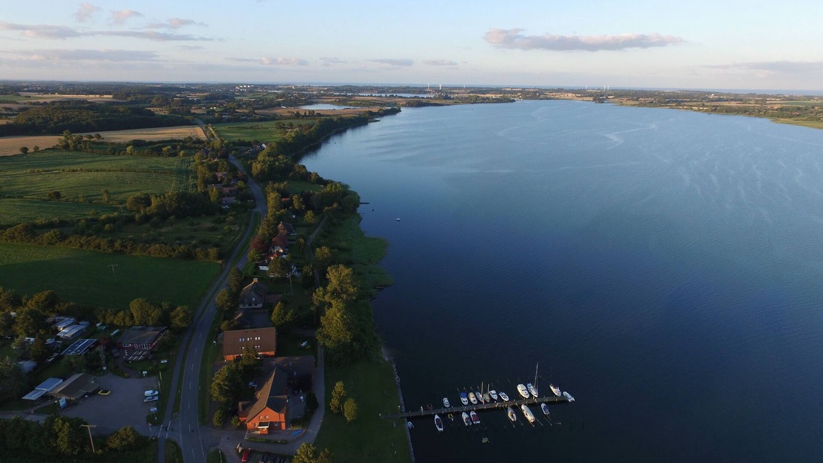 Rabenkirchen-Faulueck Apartment | Vacation apartment/apartment for 6 guests with 83m² in Rabenkirchen-Faulück (23766)