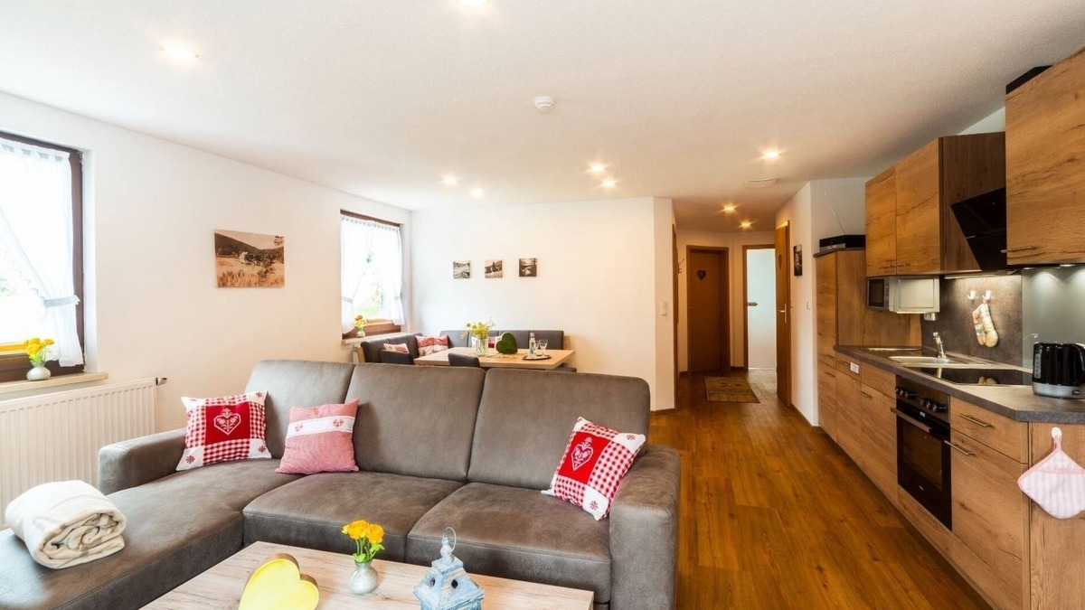 Oberschoenau Apartment | Vacation apartment/apartment for 6 guests with 70m² in Steinbach-Hallenberg (272711)