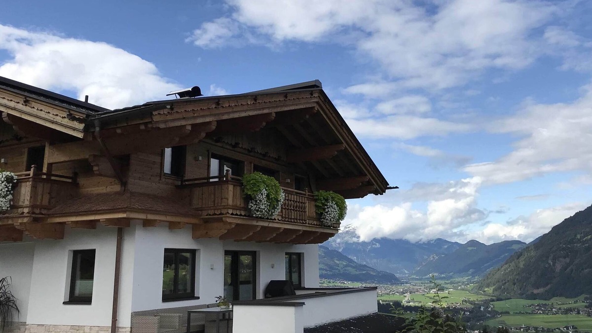 Aschau Im Zillertal Apartment | Vacation apartment Christian Aschau 2-6 pers.