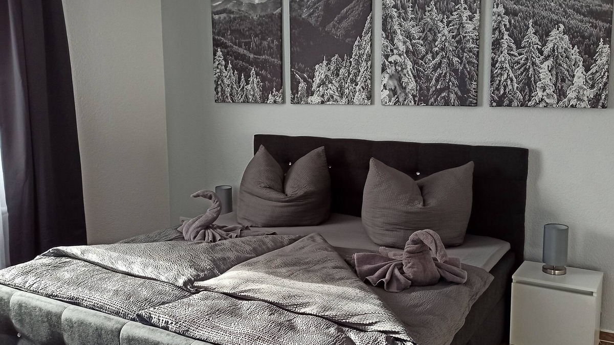 Johanngeorgenstadt Apartment | Vacation apartment/apartment for 8 guests with 122m² in Johanngeorgenstadt (167970)
