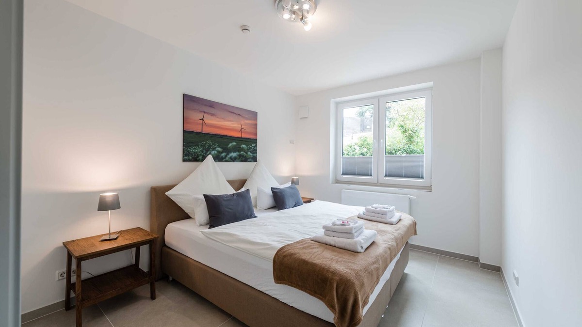 Leer Apartment | Vacation apartment 4 Bunde - Holiday apartments Citydomizil Leer, 15202