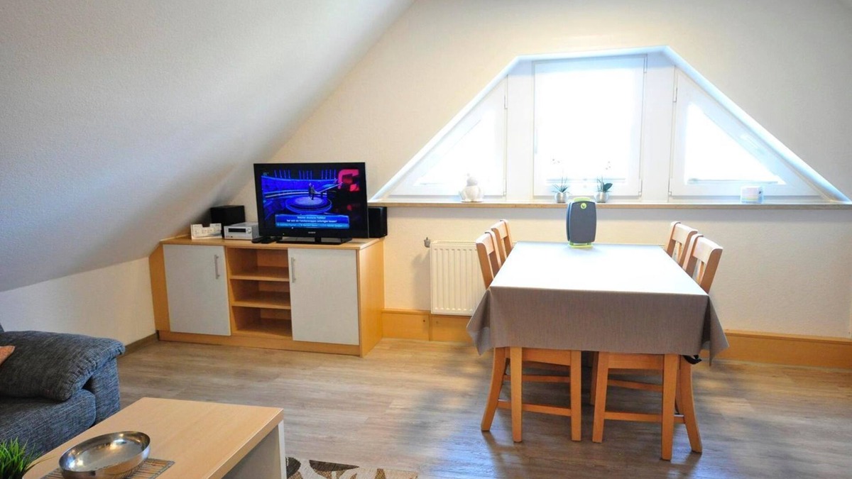 Neuharlingersiel Apartment | Vacation apartment Baltrum Deichringstr. 10 Whg. 8 - Haus Südereck