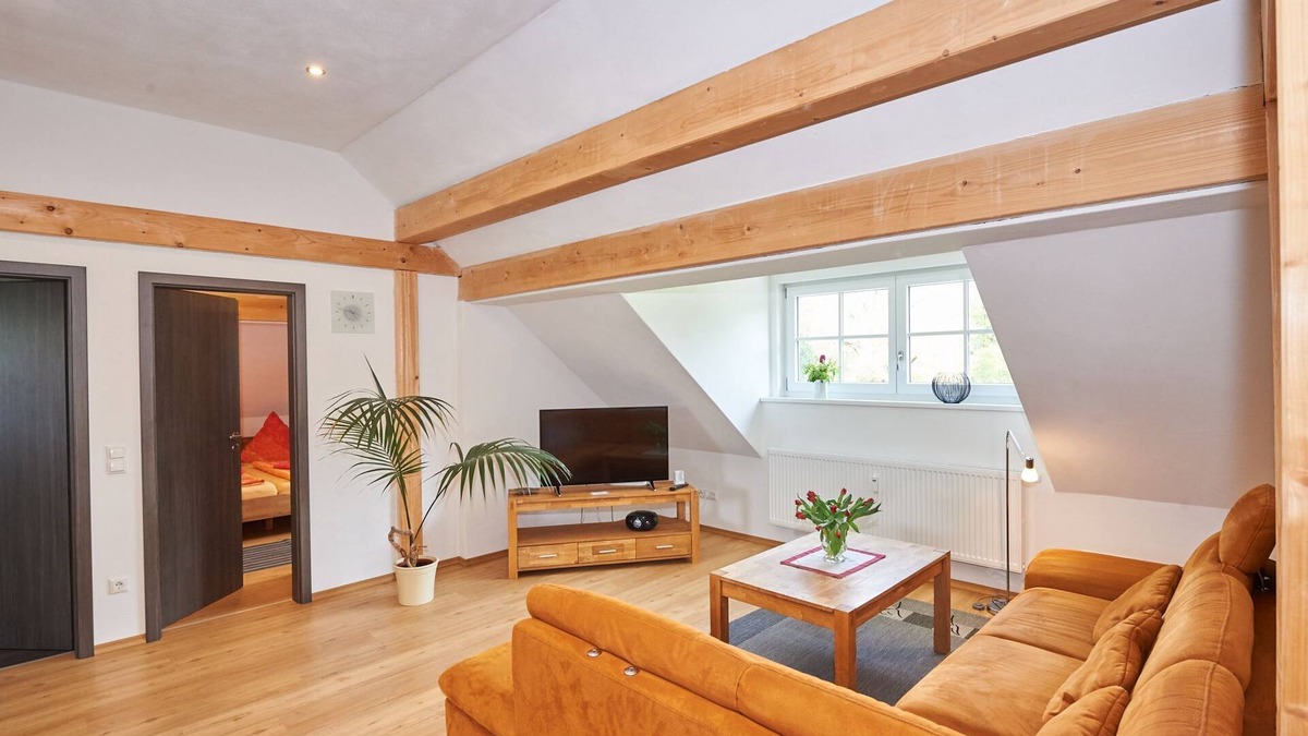 Weissbach Apartment | Vacation apartment Marzoll- 4 persons, 75sqm, 2 bedrooms, garden