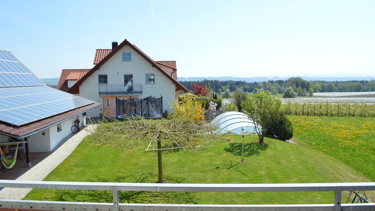 Waggershausen House | Vacation apartment in paradise