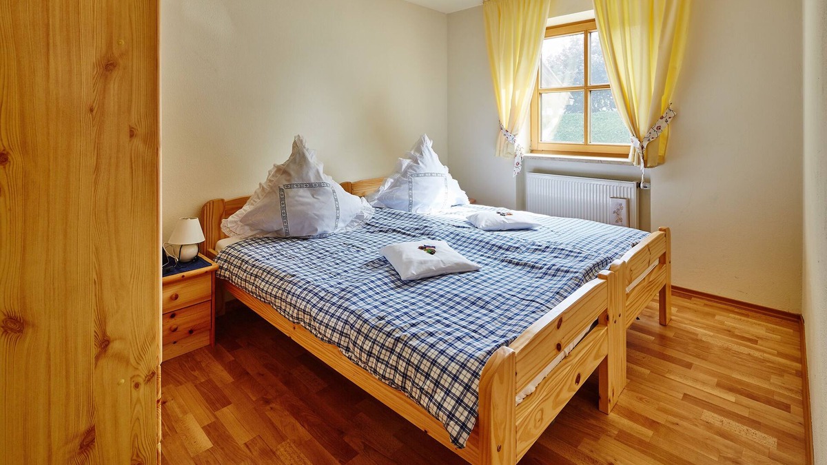 Unterneukirchen Apartment | Vacation apartment Morgenrot, 37 sqm, 1 separate bedroom