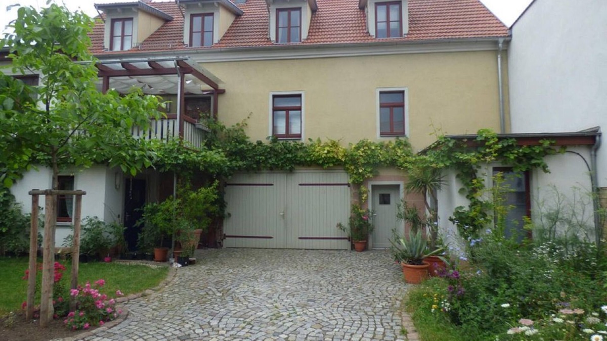 Naumburg Apartment | Vacation apartment Högel - apartment/apartment, shower or bath, WC