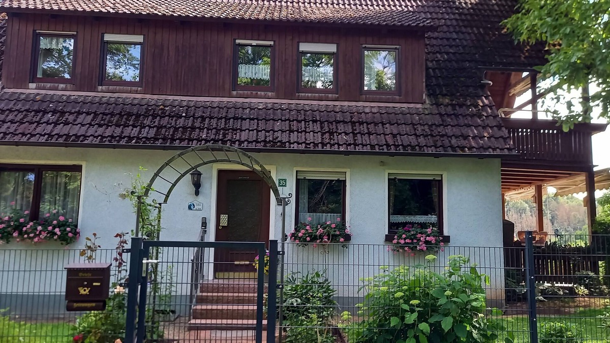 Oberscheinfeld House | Vacation apartment "Waldblick" in the heart of the Steigerwald