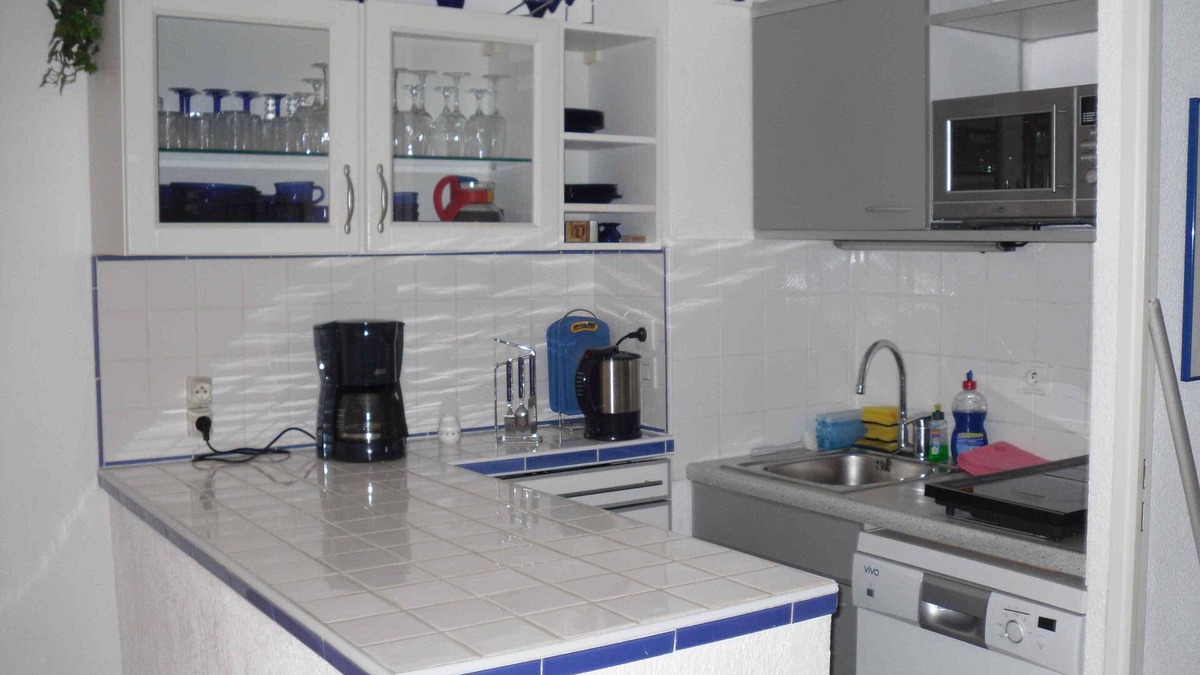 La Croix-Valmer Apartment | Vacation apartment in a small complex, with pool, parking space, loggia, terrace