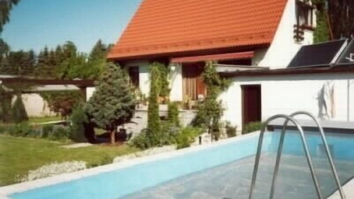 Buhlau/Weier Hirsch Apartment | Vacation apartment (60 m2) with garden use