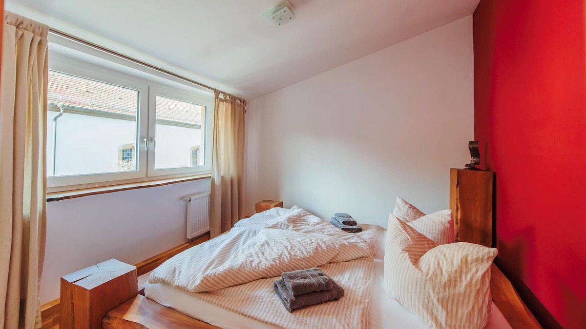 Neidlingen Apartment | Vacation apartment/apartment for 4 guests with 48m² in Neidlingen (190283)