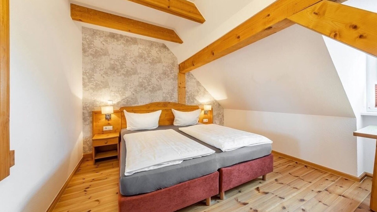 Groschwitz Apartment | Vacation apartment/apartment for 6 guests with 100m² in Rudolstadt (297755)