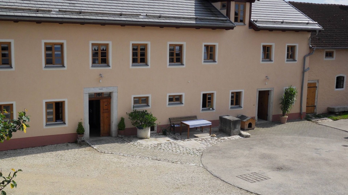 Schernfeld Apartment | Vacation apartment/apartment for 5 guests with 65m² in Schernfeld (250233)