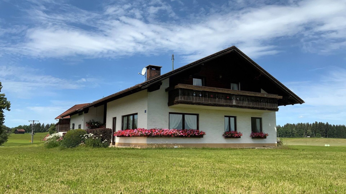 Steingaden Apartment | Vacation apartment/apartment for 5 guests with 80m² in Steingaden (114661)