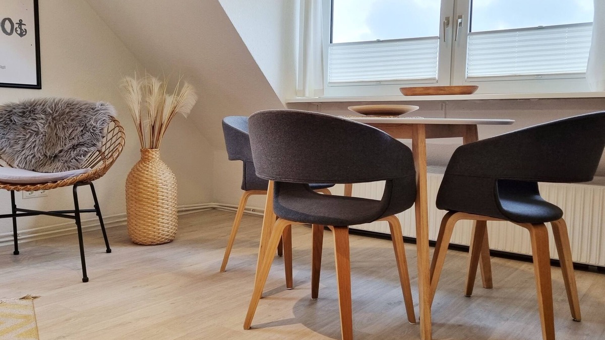 Kalifornien Apartment | Vacation apartment "Achtern Diek 3" 1st row on the Baltic Sea coast, dog-friendly