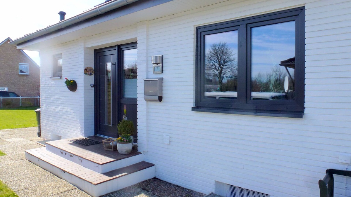 Busdorf Apartment | Vacation apartment "Am Runenstein 7"