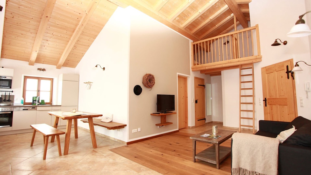 Schechen Apartment | Vacation apartment Amelie, 70 sqm, balcony, 2 bedrooms
