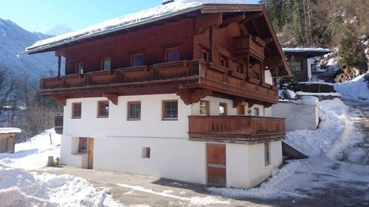 Burgstall Apartment | Vacation apartment/apartment for 12 guests with 140m² in Mayrhofen (172963)