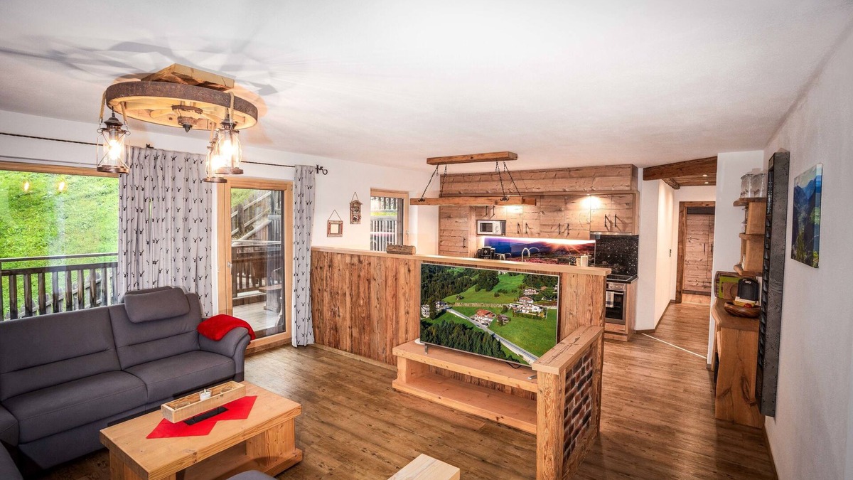Zellbergeben Apartment | Vacation apartment/apartment for 8 guests with 130m² in Zellberg (76193)