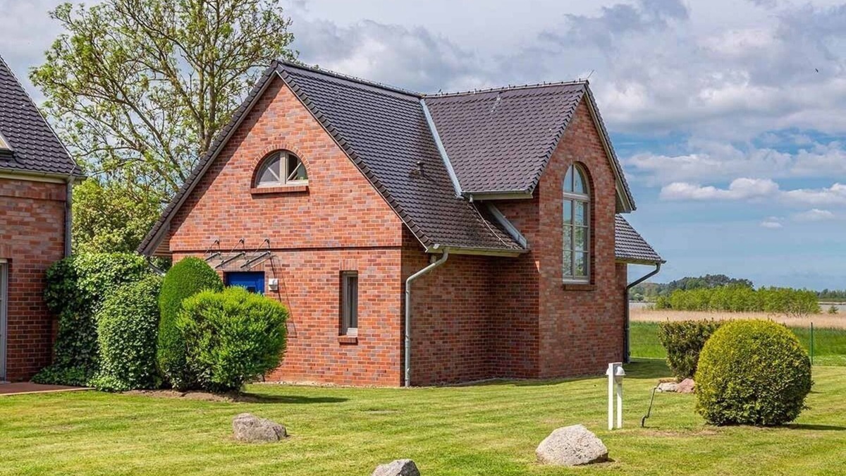 Mellenthin Apartment | Vacation apartment/apartment for 6 guests with 100m² in Dewichow (270846)