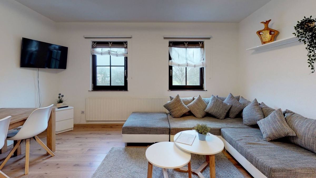 Spittelstein Apartment | Vacation apartment/apartment for 8 guests with 102m² in Rödental (122965)