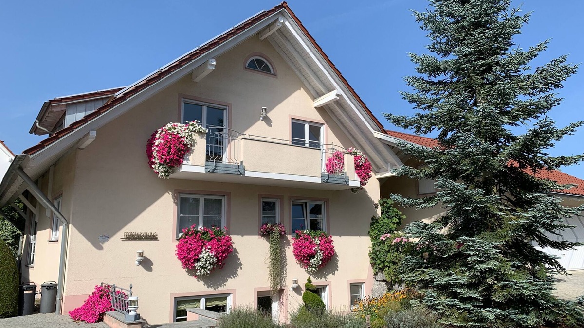 Tettnang Apartment | Vacation apartment/apartment for 5 guests with 50m² in Tettnang (166387)