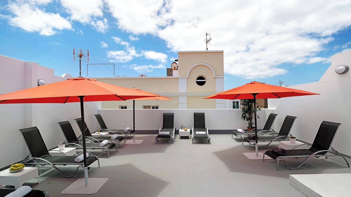 Arrecife Apartment | Vacation Apartment 'Apartamento La Estrella 4' with Balcony and Wi-Fi
