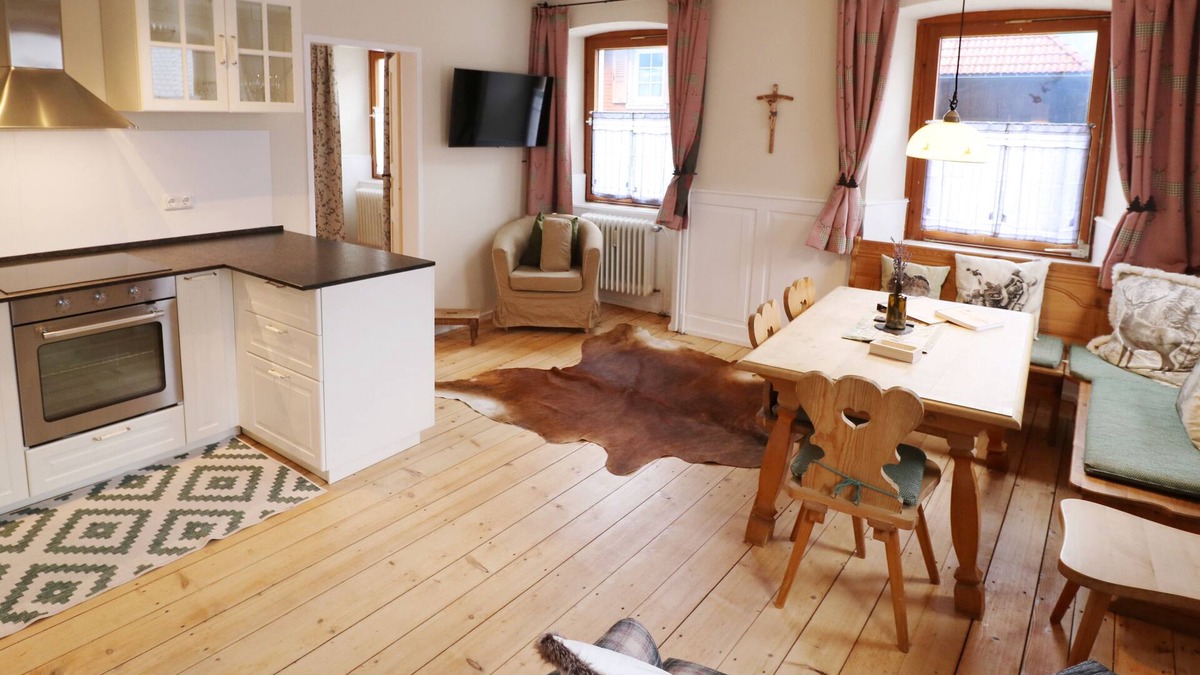 Todtnau Apartment | Vacation apartment/apartment for 6 guests with 100m² in Todtnau (172118)