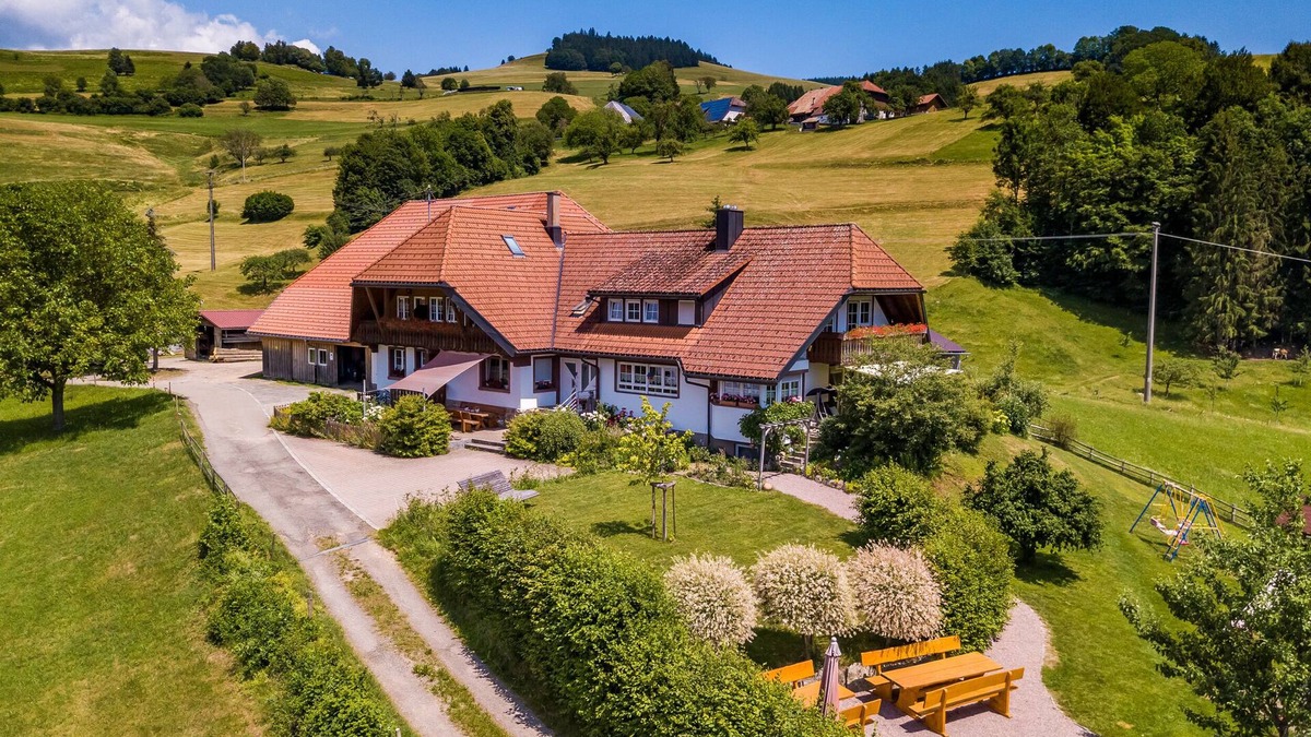 Frohnd Apartment | Vacation apartment/apartment for 5 guests with 75m² in Fröhnd (132346)