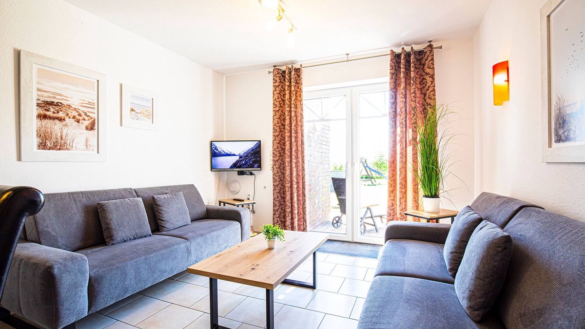 Werdum Apartment | Vacation apartment/apartment for 6 guests with 78m² in Werdum (273104)