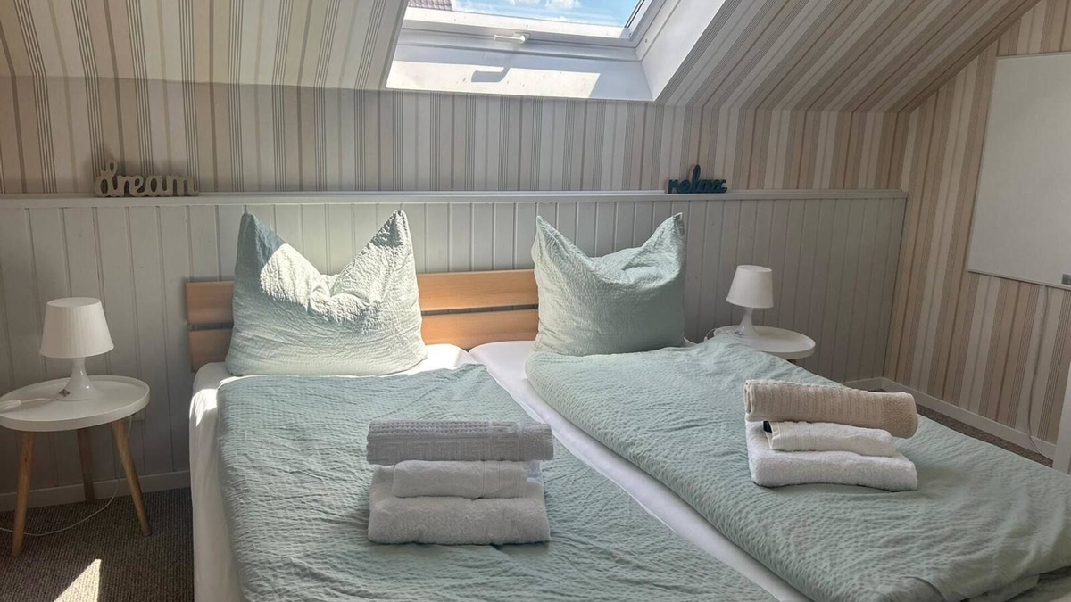 Hage Apartment | Vacation apartment/apartment for 4 guests with 70m² in Hage (186632)