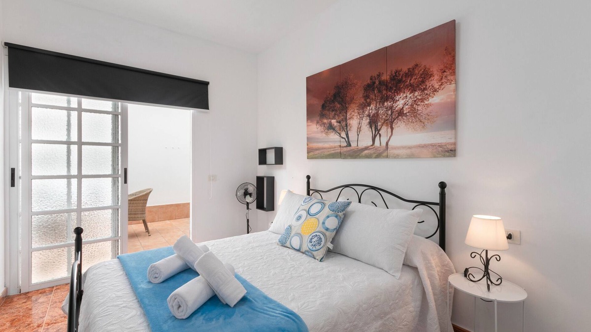 Los Gavilanes Apartment | Vacation Apartment 'Arenas De Sal' with Private Terrace