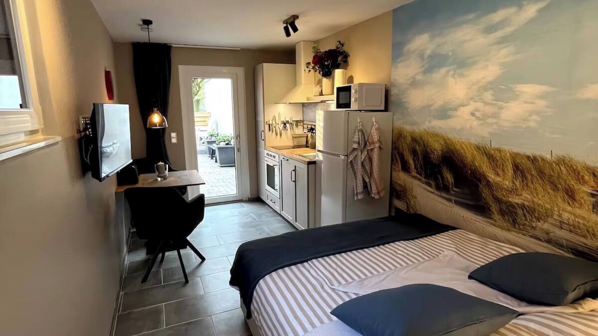 Zentrum Apartment | Vacation apartment Bös Lütte Stuuv in Husum for up to 2 people